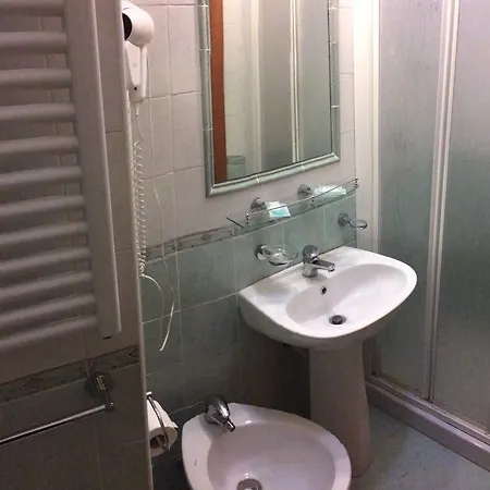 Hotel Domus 2*